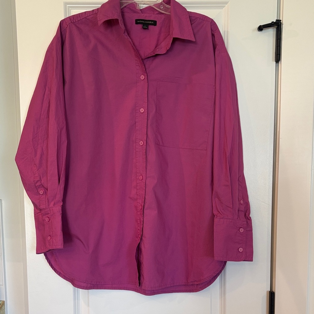 Banana Republic Women's Magenta Button-Down Shirt